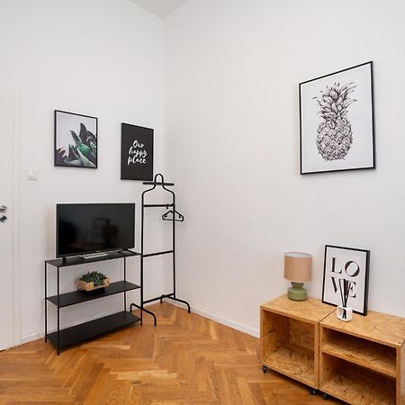A.S. Home Swidnicka Street Wrocław Exteriör bild